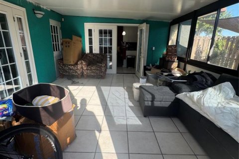 Townhouse in Sunrise, Florida 2 bedrooms, 145.86 sq.m. № 2082775 - photo 5