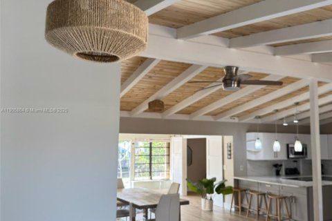 Villa ou maison à vendre à Lauderdale Lakes, Floride: 3 chambres, 159.42 m2 № 1966763 - photo 14