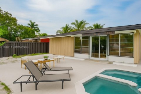 Villa ou maison à vendre à Lauderdale Lakes, Floride: 3 chambres, 159.42 m2 № 1966763 - photo 18