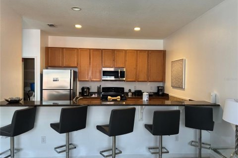 Adosado en venta en Kissimmee, Florida, 4 dormitorios, 175.03 m2 № 1909529 - foto 10