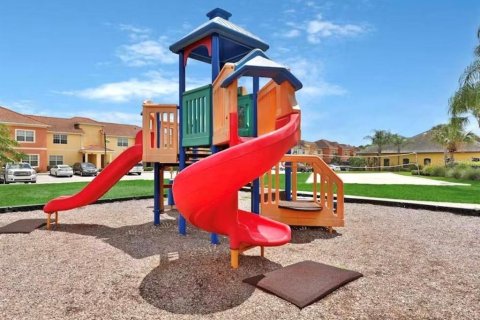 Adosado en venta en Kissimmee, Florida, 4 dormitorios, 175.03 m2 № 1909529 - foto 25