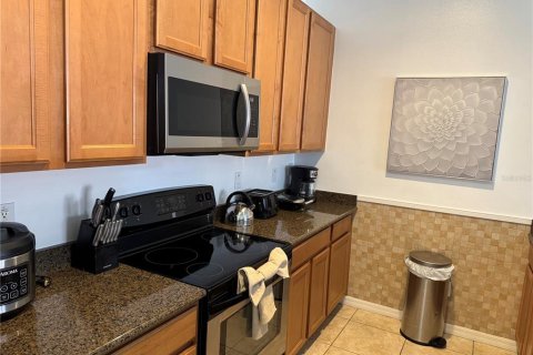 Adosado en venta en Kissimmee, Florida, 4 dormitorios, 175.03 m2 № 1909529 - foto 9