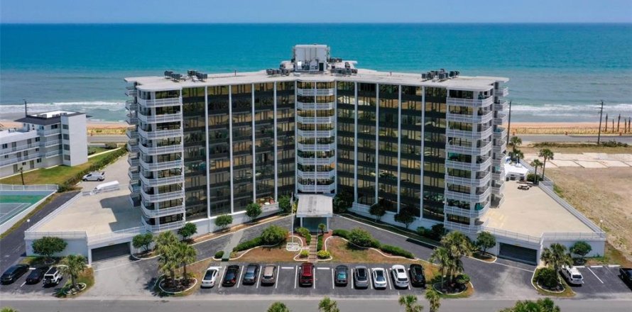 Condominio en Flagler Beach, Florida, 2 dormitorios № 1689744