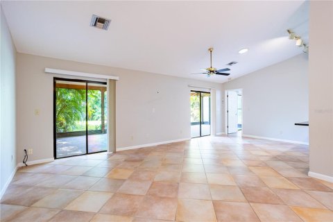 Casa en venta en Clearwater, Florida, 3 dormitorios, 127.55 m2 № 1906323 - foto 5