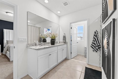 Casa en venta en Haines City, Florida, 5 dormitorios, 241.64 m2 № 2132346 - foto 28