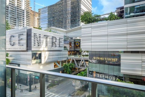 Купить кондоминиум в Майами, Флорида 58.62м2, № 2054478 - фото 6