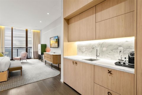 Купить кондоминиум в Майами, Флорида 58.62м2, № 2054478 - фото 10