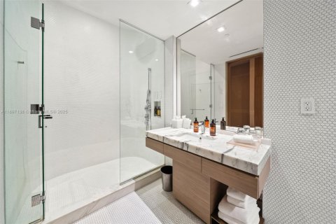 Купить кондоминиум в Майами, Флорида 58.62м2, № 2054478 - фото 14