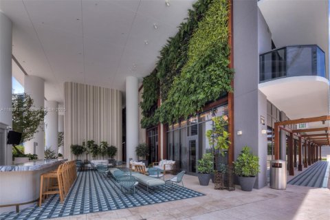 Купить кондоминиум в Майами, Флорида 58.62м2, № 2054478 - фото 23