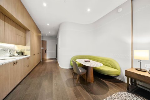 Купить кондоминиум в Майами, Флорида 58.62м2, № 2054478 - фото 9