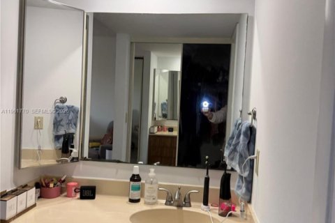 Copropriété à louer à Davie, Floride: 2 chambres, 128.67 m2 № 2026709 - photo 12