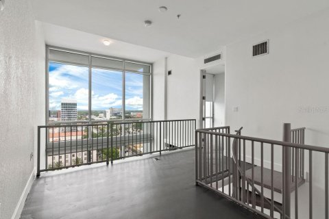 Condo in Orlando, Florida, 1 bedroom  № 1876165 - photo 12