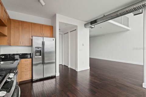 Condo in Orlando, Florida, 1 bedroom  № 1876165 - photo 7