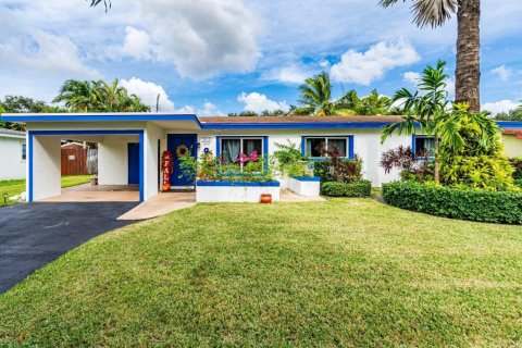 House in Hollywood, Florida 3 bedrooms, 137.5 sq.m. № 2174180 - photo 19