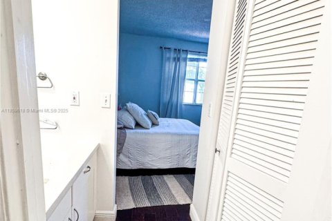 Adosado en alquiler en Weston, Florida, 2 dormitorios, 117.15 m2 № 1888317 - foto 19