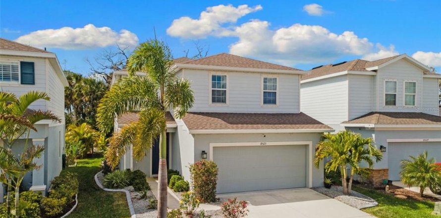 Villa ou maison à Parrish, Floride 5 chambres, 226.87 m2 № 2094422