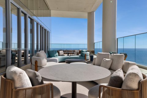 Купить кондоминиум в Санни-Айлс-Бич, Флорида 5 спален, 621.98м2, № 2020392 - фото 17