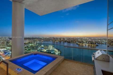 Купить кондоминиум в Санни-Айлс-Бич, Флорида 5 спален, 621.98м2, № 2020392 - фото 10