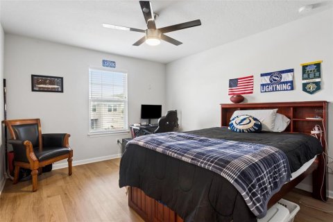 Townhouse in VOLANTI in Lutz, Florida 4 bedrooms, 240.25 sq.m. № 2201355 - photo 19