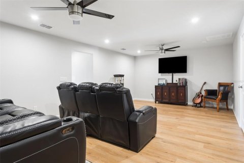 Townhouse in VOLANTI in Lutz, Florida 4 bedrooms, 240.25 sq.m. № 2201355 - photo 17
