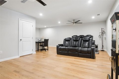 Townhouse in VOLANTI in Lutz, Florida 4 bedrooms, 240.25 sq.m. № 2201355 - photo 18