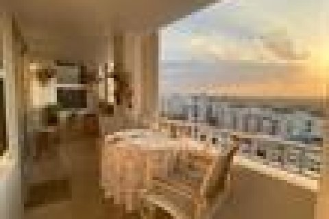 Condo in Pompano Beach, Florida, 2 bedrooms № 2146325 - photo 12