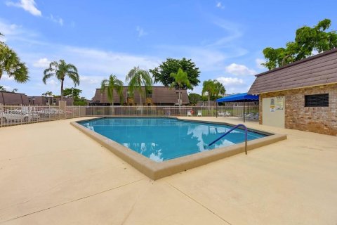 Adosado en venta en Coral Springs, Florida, 2 dormitorios, 119.29 m2 № 1802771 - foto 18