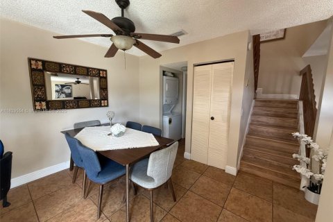 Adosado en venta en Coral Springs, Florida, 2 dormitorios, 119.29 m2 № 1802771 - foto 4