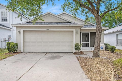 Casa en venta en Gibsonton, Florida, 3 dormitorios, 124.3 m2 № 1590214 - foto 1