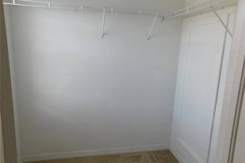 Townhouse in Tampa, Florida 2 bedrooms, 106.47 sq.m. № 2209257 - photo 17