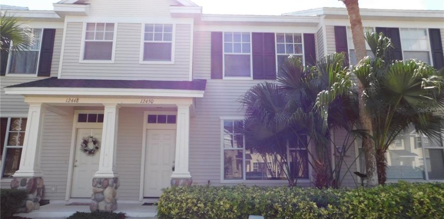 Townhouse in Tampa, Florida 2 bedrooms, 106.47 sq.m. № 2209257