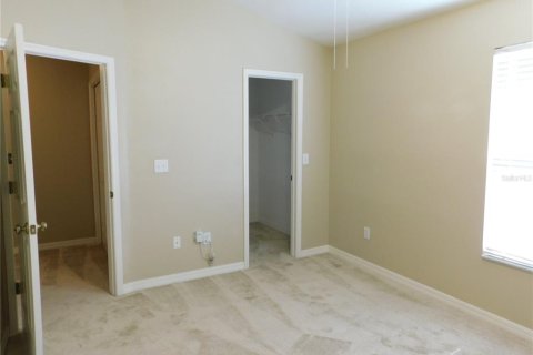 Townhouse in Tampa, Florida 2 bedrooms, 106.47 sq.m. № 2209257 - photo 11