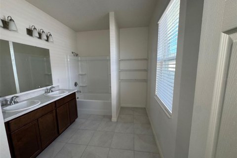 Casa en alquiler en Lakeland, Florida, 4 dormitorios, 184.23 m2 № 2100598 - foto 7