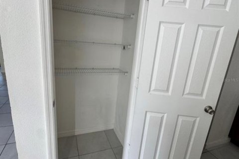 Casa en alquiler en Lakeland, Florida, 4 dormitorios, 184.23 m2 № 2100598 - foto 9