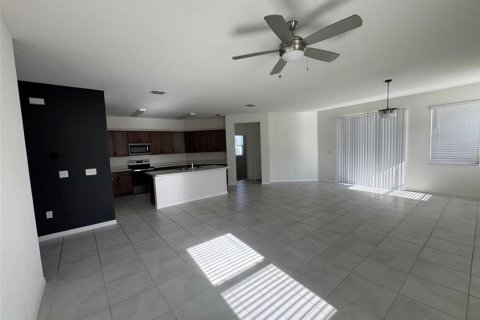 Casa en alquiler en Lakeland, Florida, 4 dormitorios, 184.23 m2 № 2100598 - foto 6
