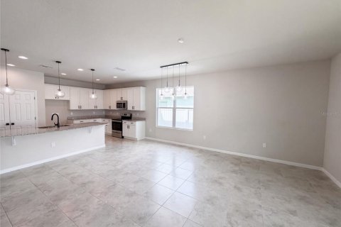 Villa ou maison à vendre à Palm Bay, Floride: 3 chambres, 166.2 m2 № 2426846 - photo 9