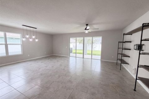 Villa ou maison à vendre à Palm Bay, Floride: 3 chambres, 166.2 m2 № 2426846 - photo 7