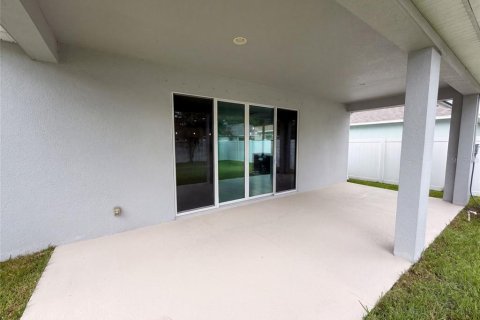 Villa ou maison à vendre à Palm Bay, Floride: 3 chambres, 166.2 m2 № 2426846 - photo 25