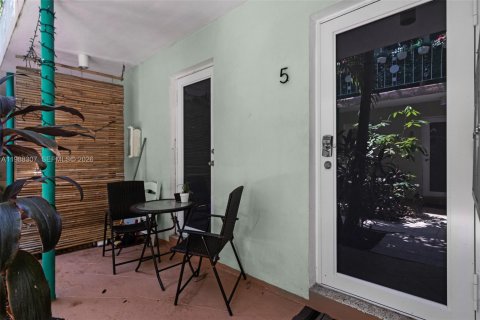 Condominio en venta en Miami Beach, Florida, 1 dormitorio, 55.74 m2 № 2186437 - foto 27