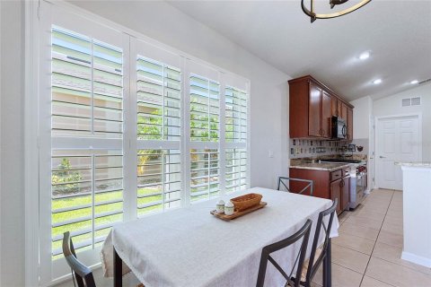 House in Davenport, Florida 2 bedrooms, 160.54 sq.m. № 1899942 - photo 3