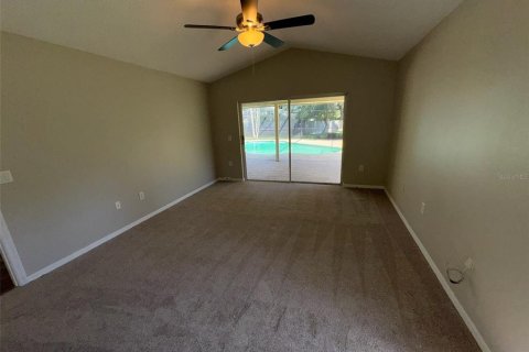 House in Orlando, Florida 4 bedrooms, 206.71 sq.m. № 1721244 - photo 21