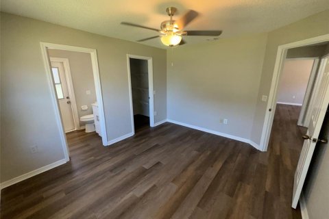 House in Orlando, Florida 4 bedrooms, 206.71 sq.m. № 1721244 - photo 25