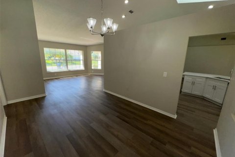 House in Orlando, Florida 4 bedrooms, 206.71 sq.m. № 1721244 - photo 10