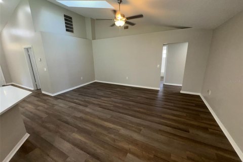 House in Orlando, Florida 4 bedrooms, 206.71 sq.m. № 1721244 - photo 14