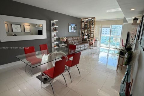 Copropriété à louer à Sunny Isles Beach, Floride: 2 chambres, 93.37 m2 № 1944137 - photo 14