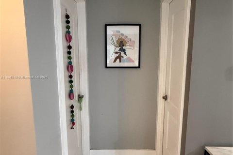 Copropriété à louer à Sunny Isles Beach, Floride: 2 chambres, 93.37 m2 № 1944137 - photo 18