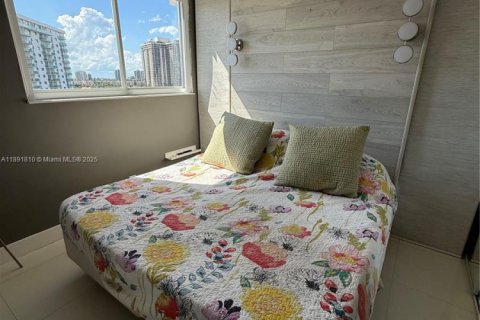 Copropriété à louer à Sunny Isles Beach, Floride: 2 chambres, 93.37 m2 № 1944137 - photo 16