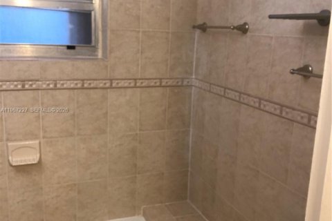 Appartement à louer à Miami, Floride: 1 chambre, 55.74 m2 № 2029664 - photo 6