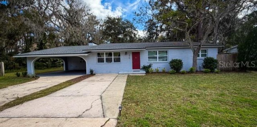 House in Ormond Beach, Florida 3 bedrooms, 244.33 sq.m. № 2213906