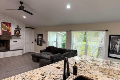 House in Ormond Beach, Florida 3 bedrooms, 244.33 sq.m. № 2213906 - photo 20